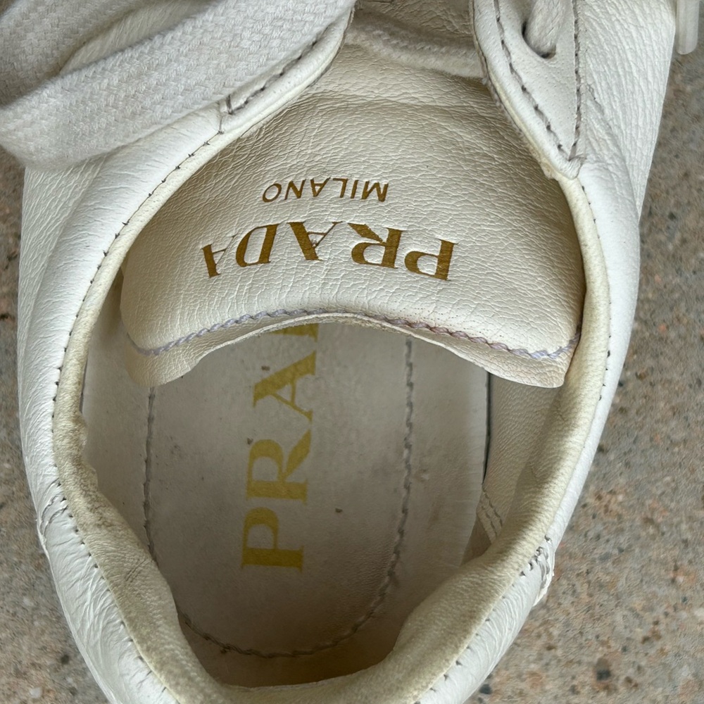 White Prada leather sneakers - Picture 4 of 7